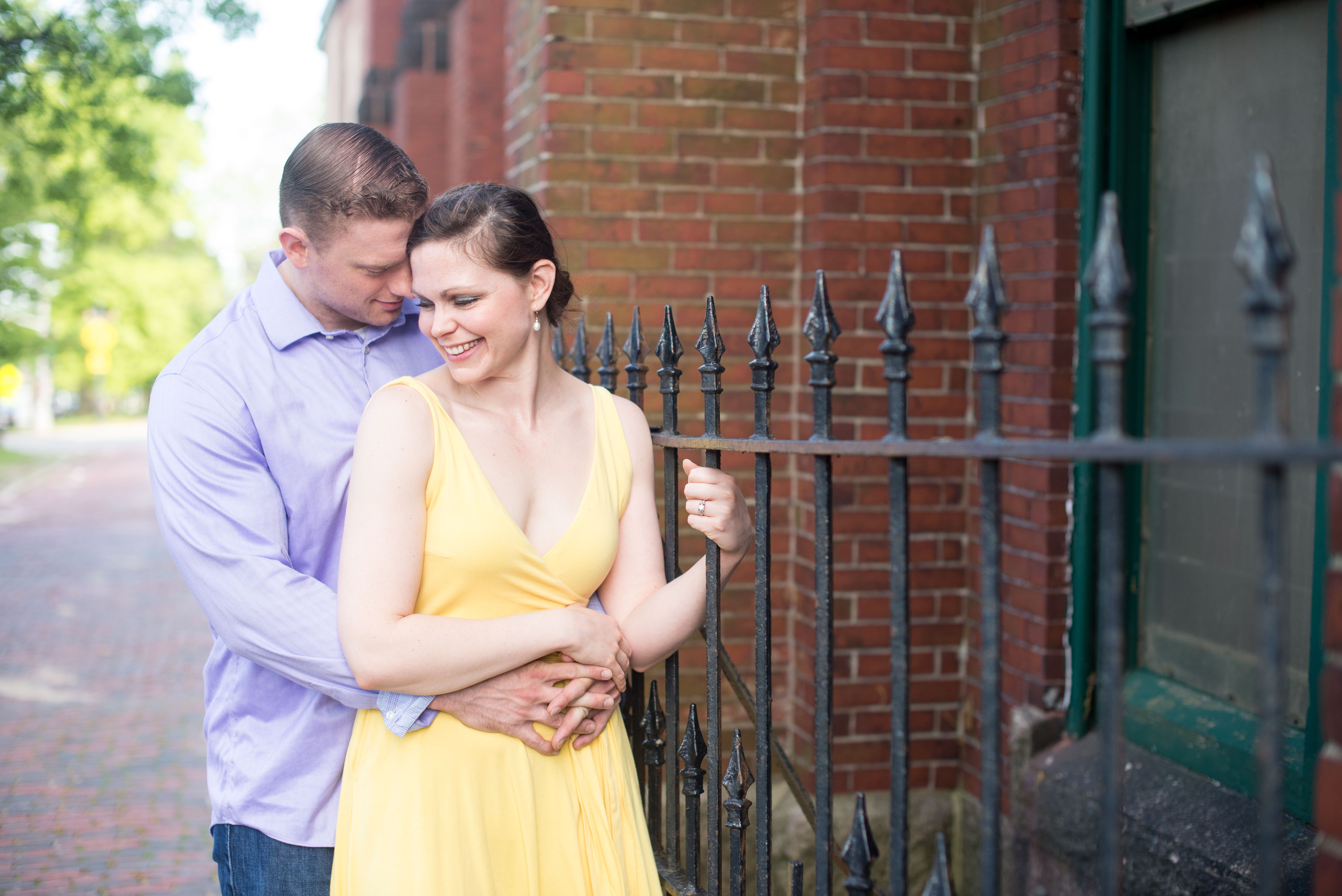 spring engagement session by Linda Barry Photography
