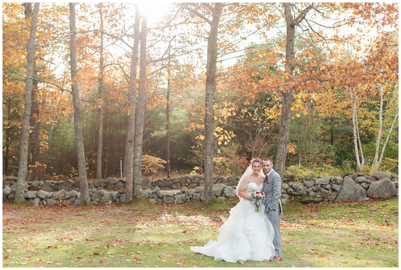 Melanie and Mike were married at Clay Hill Farm in Cape Neddick Maine. Click here to see more beautiful photos by Linda Barry Photography of their burgandy and navy wedding day! Vibrant fall wedding photos.