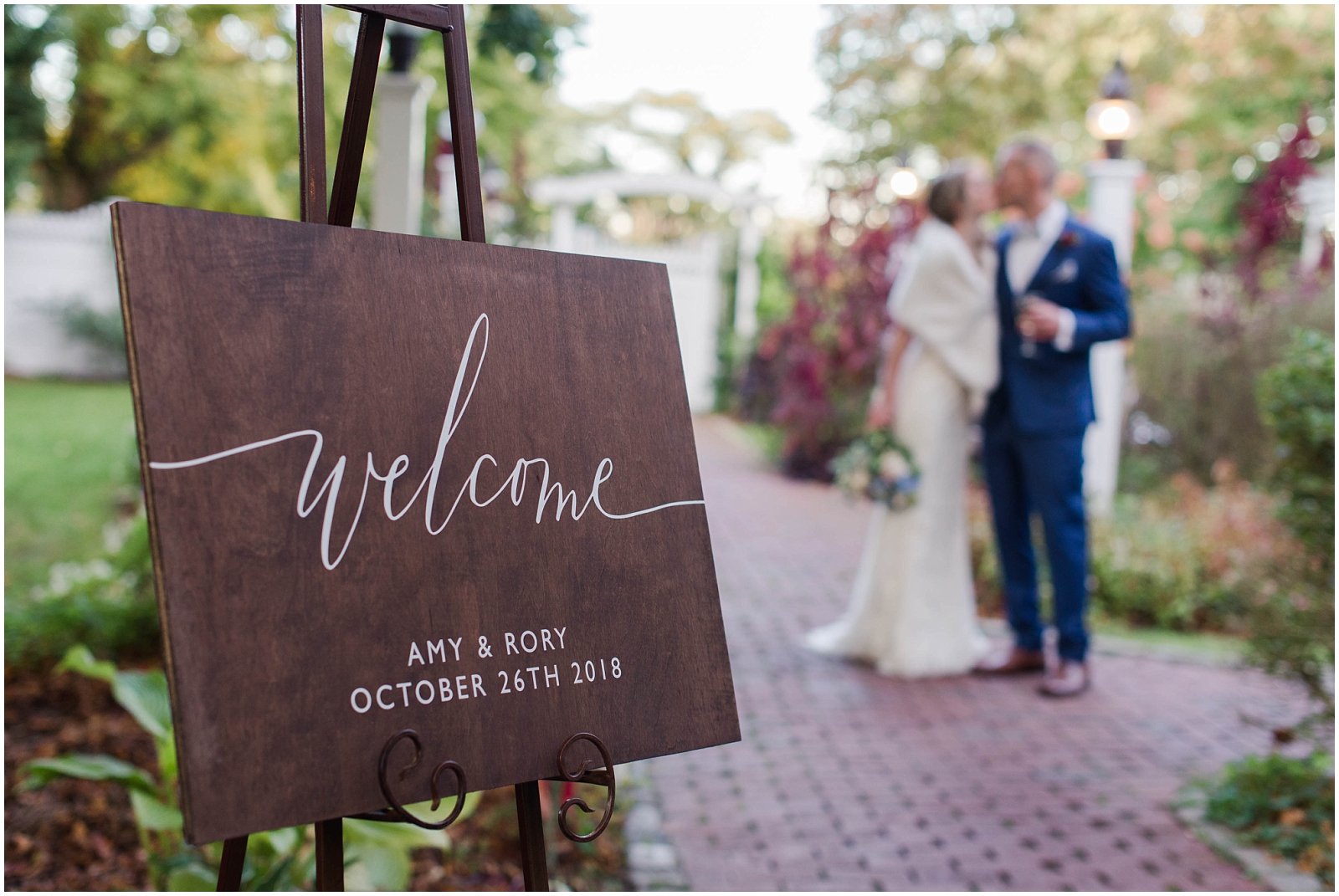 welcome sign for this fall wedding at the Dan'l Webster Inn.